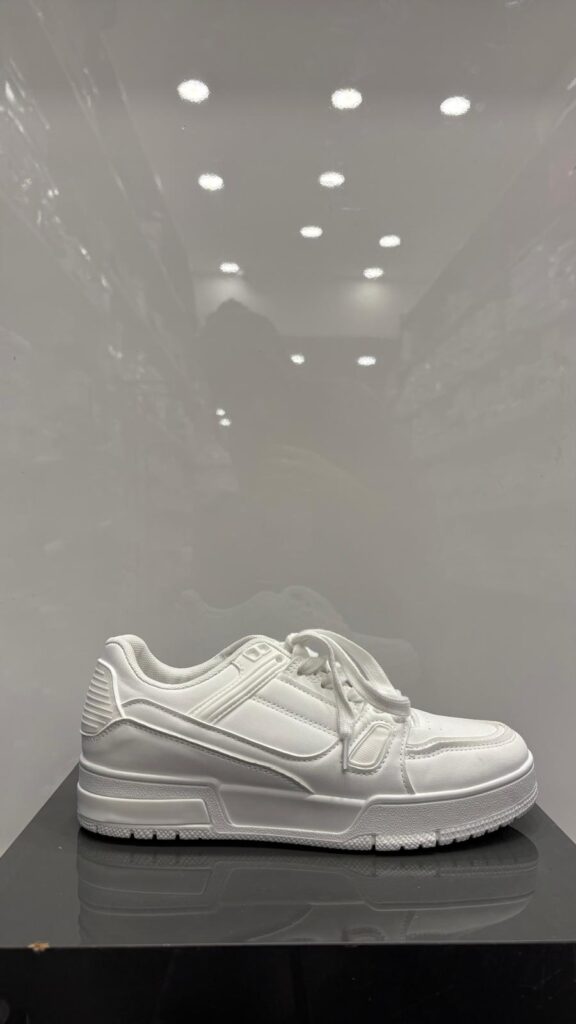Sneaker #13