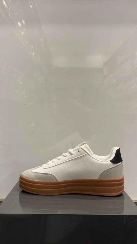 Sneaker #15